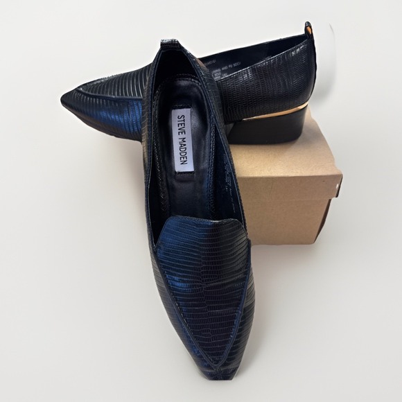 Steve Madden Shoes 9 Flats Loafer Lizard  Black Pointed Toe Zelma Women 9 - Picture 1 of 9